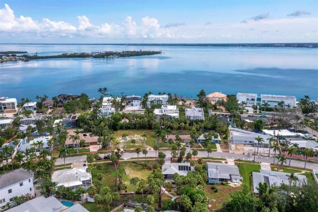 Active With Contract: $1,197,000 (0.25 acres)