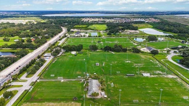 待售: $3,000,000 (5.01 acres)