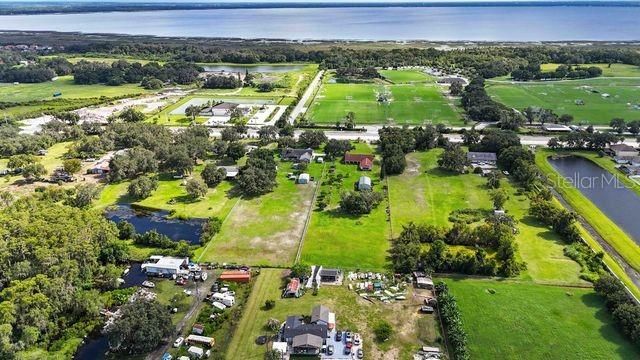 待售: $3,000,000 (5.01 acres)