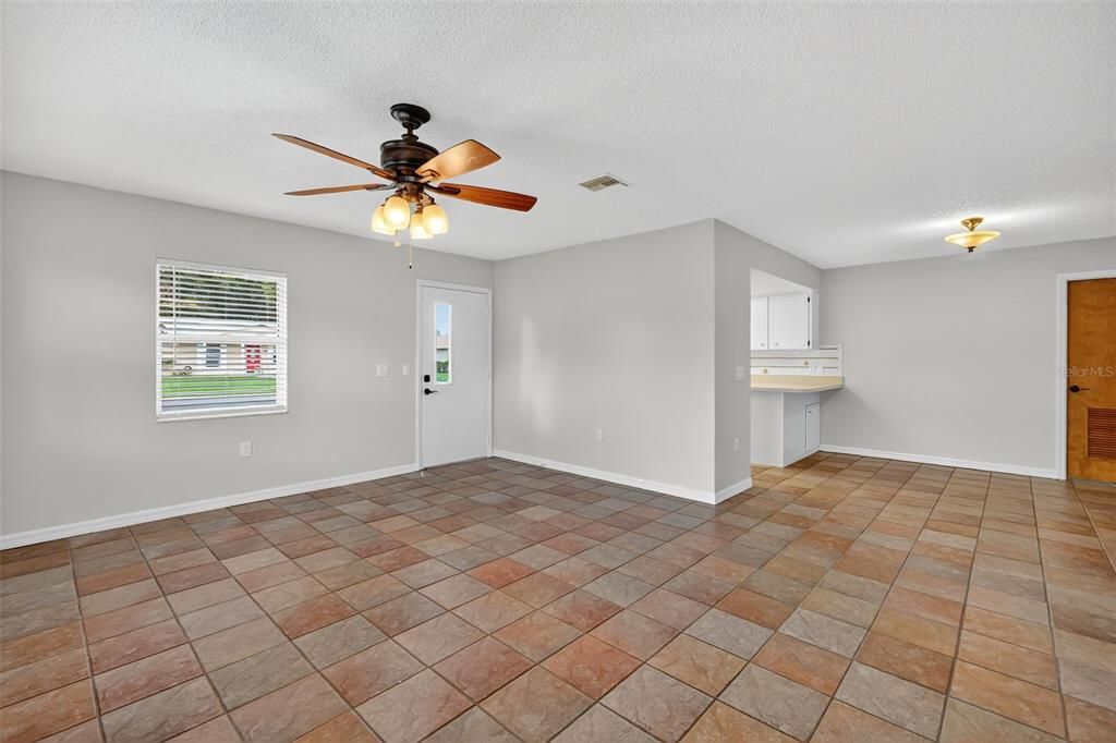 For Sale: $244,000 (2 beds, 2 baths, 1344 Square Feet)