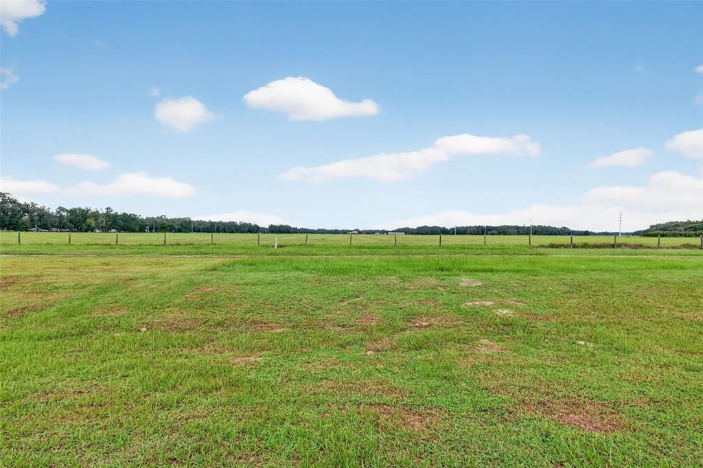 For Sale: $244,000 (2 beds, 2 baths, 1344 Square Feet)