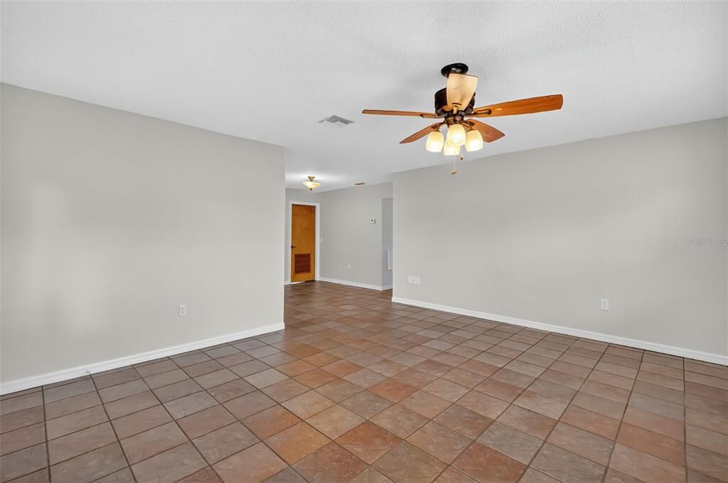 For Sale: $244,000 (2 beds, 2 baths, 1344 Square Feet)