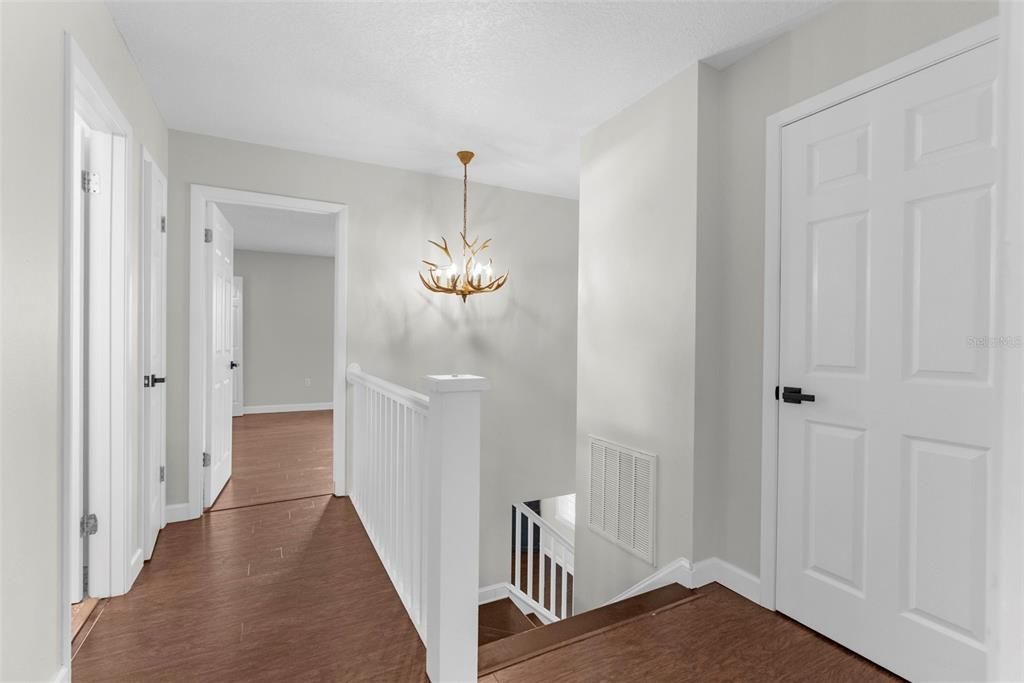 En Venta: $749,000 (4 camas, 3 baños, 3476 Pies cuadrados)