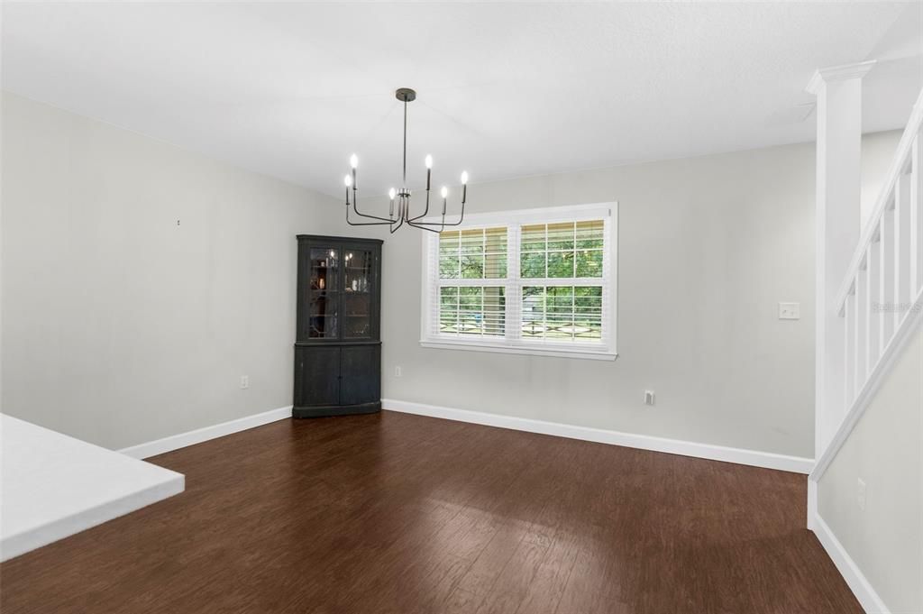 En Venta: $749,000 (4 camas, 3 baños, 3476 Pies cuadrados)