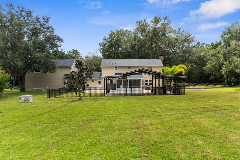 En Venta: $749,000 (4 camas, 3 baños, 3476 Pies cuadrados)