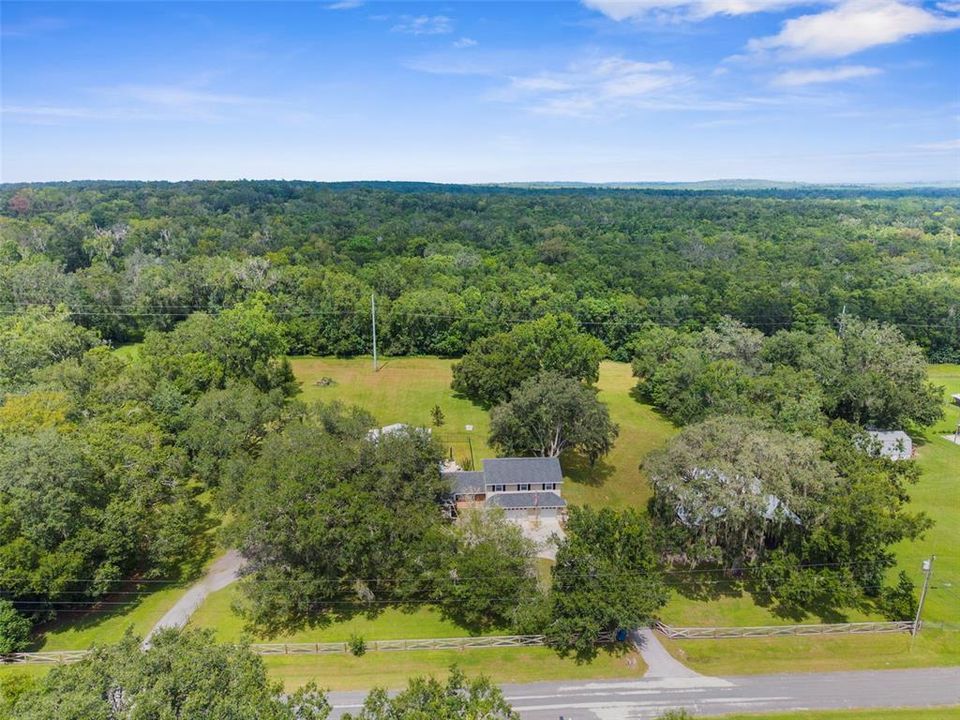 En Venta: $749,000 (4 camas, 3 baños, 3476 Pies cuadrados)