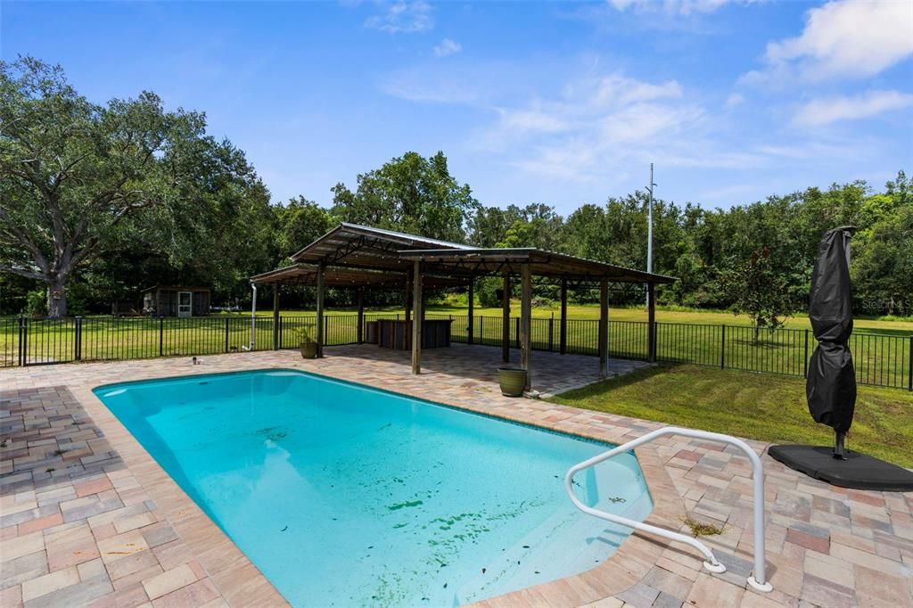 En Venta: $749,000 (4 camas, 3 baños, 3476 Pies cuadrados)