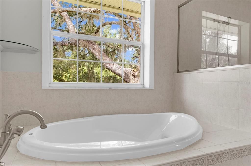 En Venta: $749,000 (4 camas, 3 baños, 3476 Pies cuadrados)