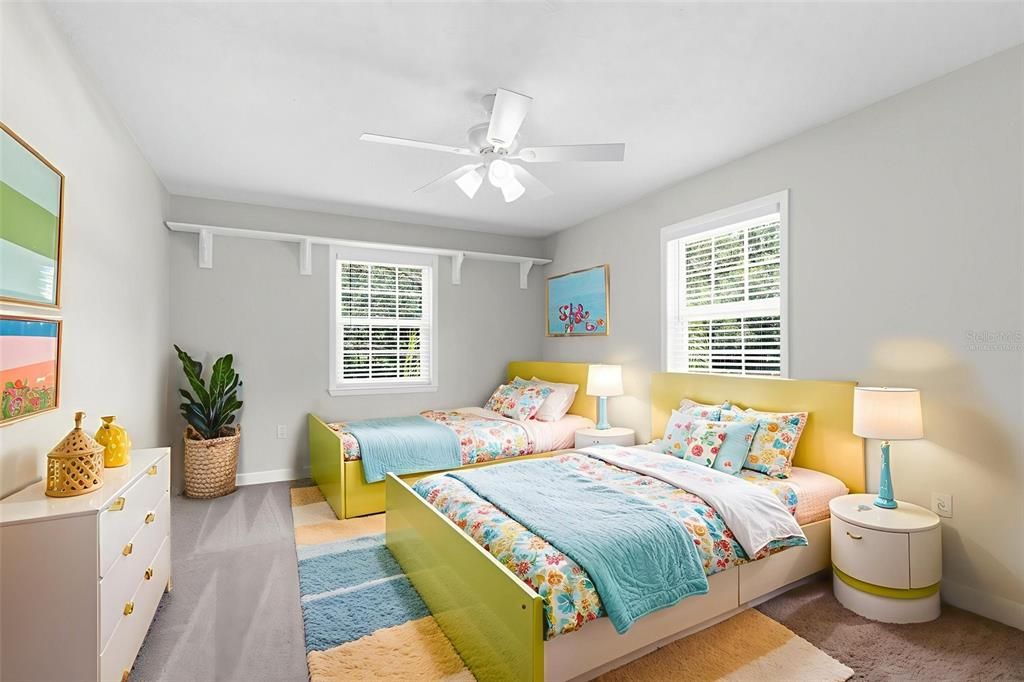 En Venta: $749,000 (4 camas, 3 baños, 3476 Pies cuadrados)