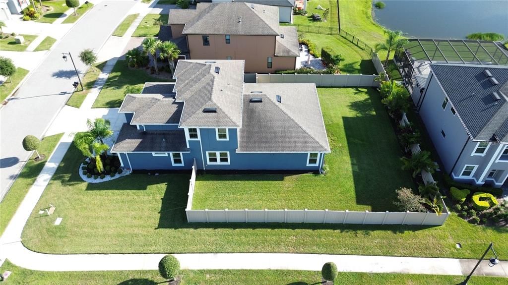 For Sale: $650,000 (4 beds, 3 baths, 2910 Square Feet)