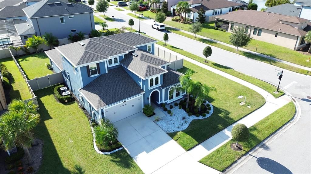 For Sale: $650,000 (4 beds, 3 baths, 2910 Square Feet)