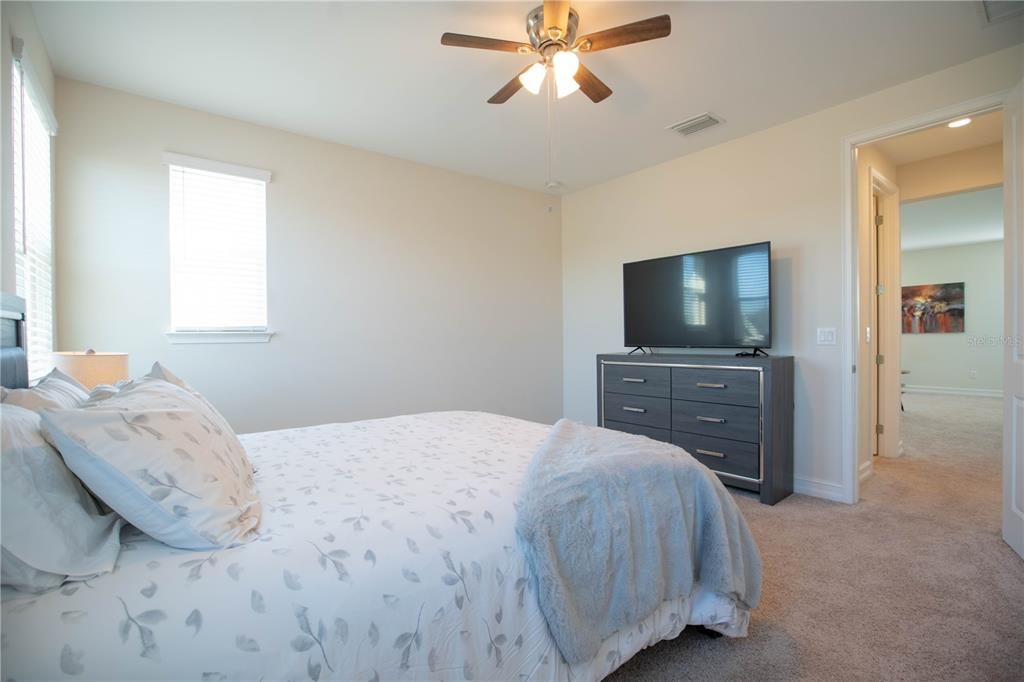 For Sale: $650,000 (4 beds, 3 baths, 2910 Square Feet)