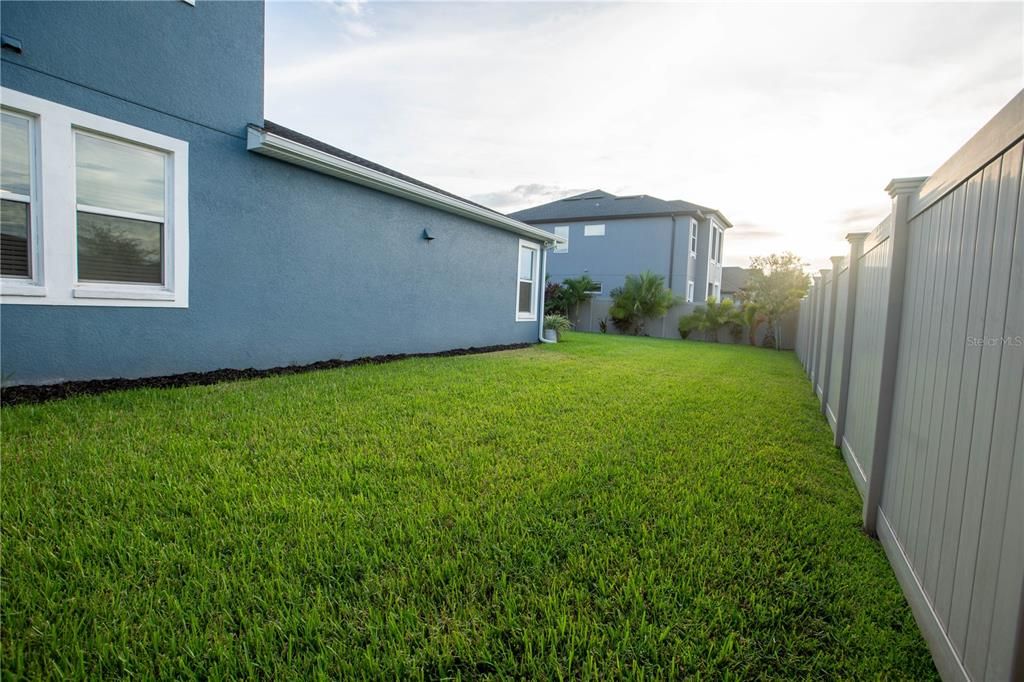 For Sale: $650,000 (4 beds, 3 baths, 2910 Square Feet)