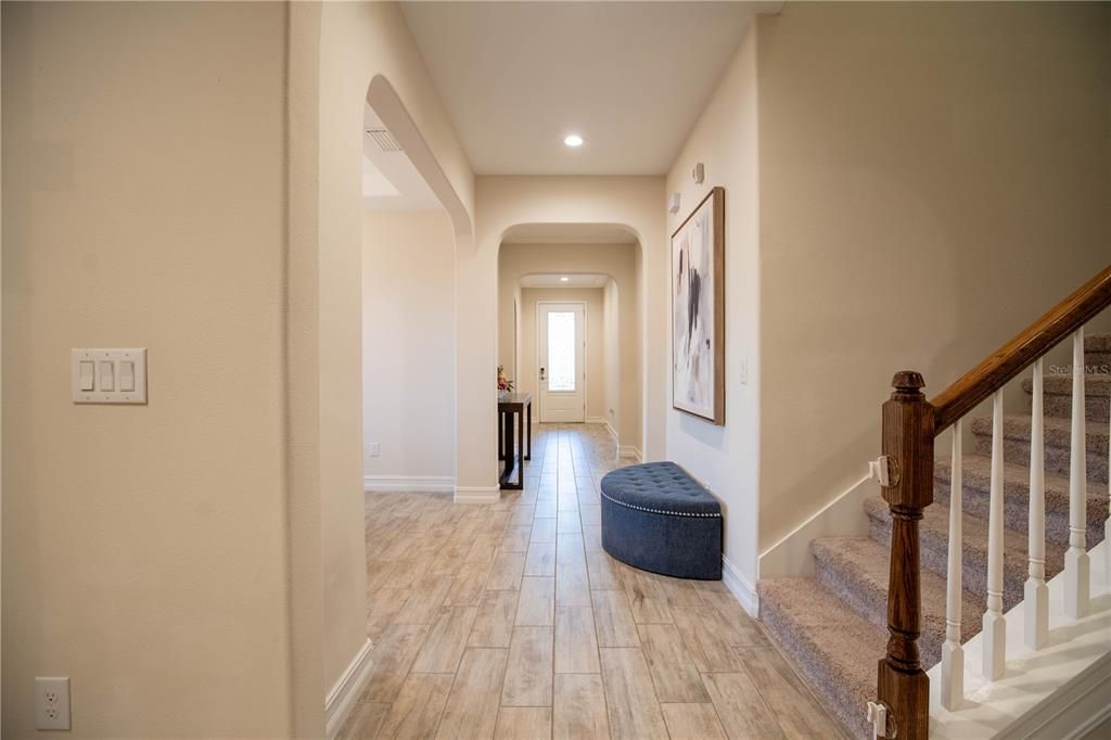 For Sale: $650,000 (4 beds, 3 baths, 2910 Square Feet)