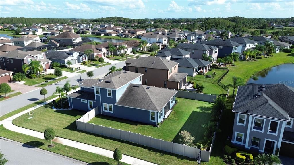 For Sale: $650,000 (4 beds, 3 baths, 2910 Square Feet)