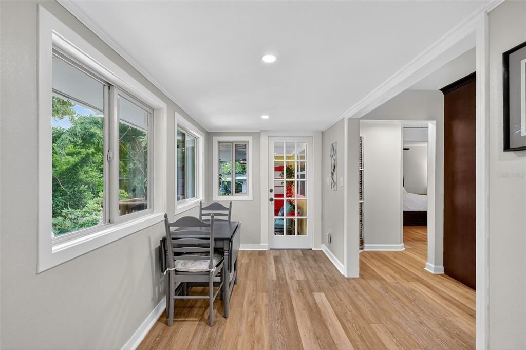 Active With Contract: $485,000 (3 beds, 2 baths, 1733 Square Feet)