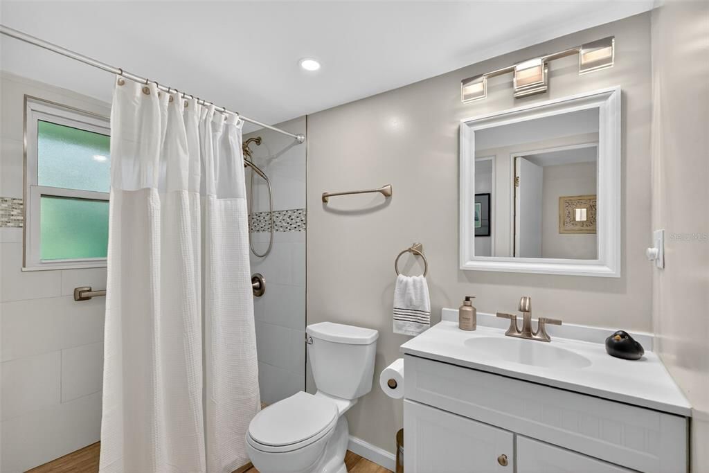 Active With Contract: $485,000 (3 beds, 2 baths, 1733 Square Feet)