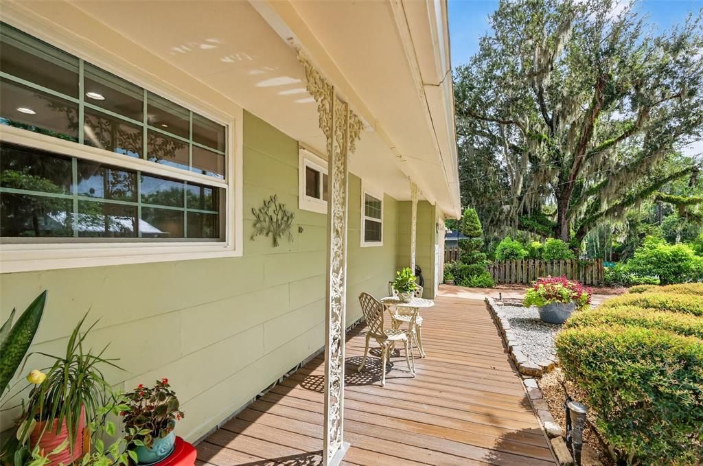 Active With Contract: $485,000 (3 beds, 2 baths, 1733 Square Feet)