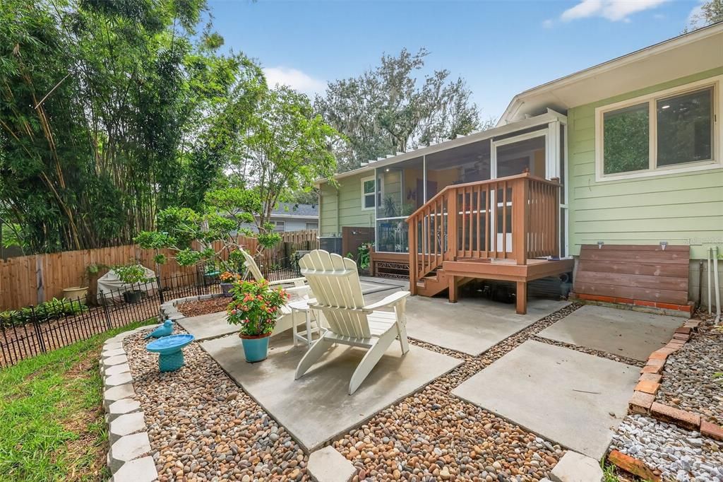 Active With Contract: $485,000 (3 beds, 2 baths, 1733 Square Feet)