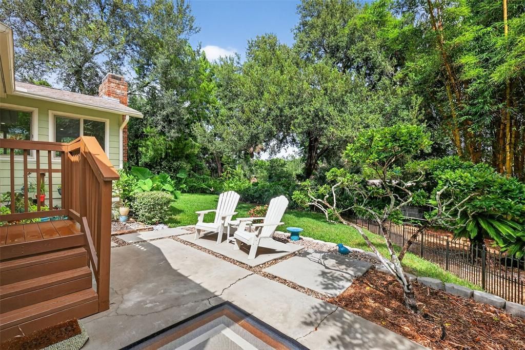 Active With Contract: $485,000 (3 beds, 2 baths, 1733 Square Feet)