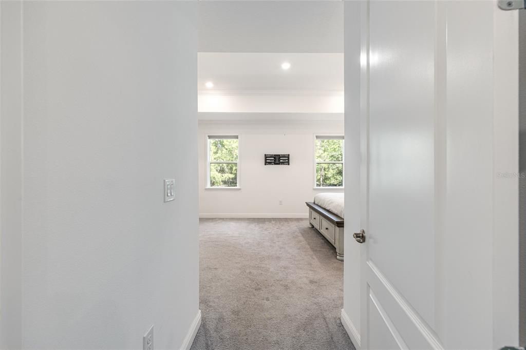 En Venta: $489,900 (4 camas, 3 baños, 3060 Pies cuadrados)