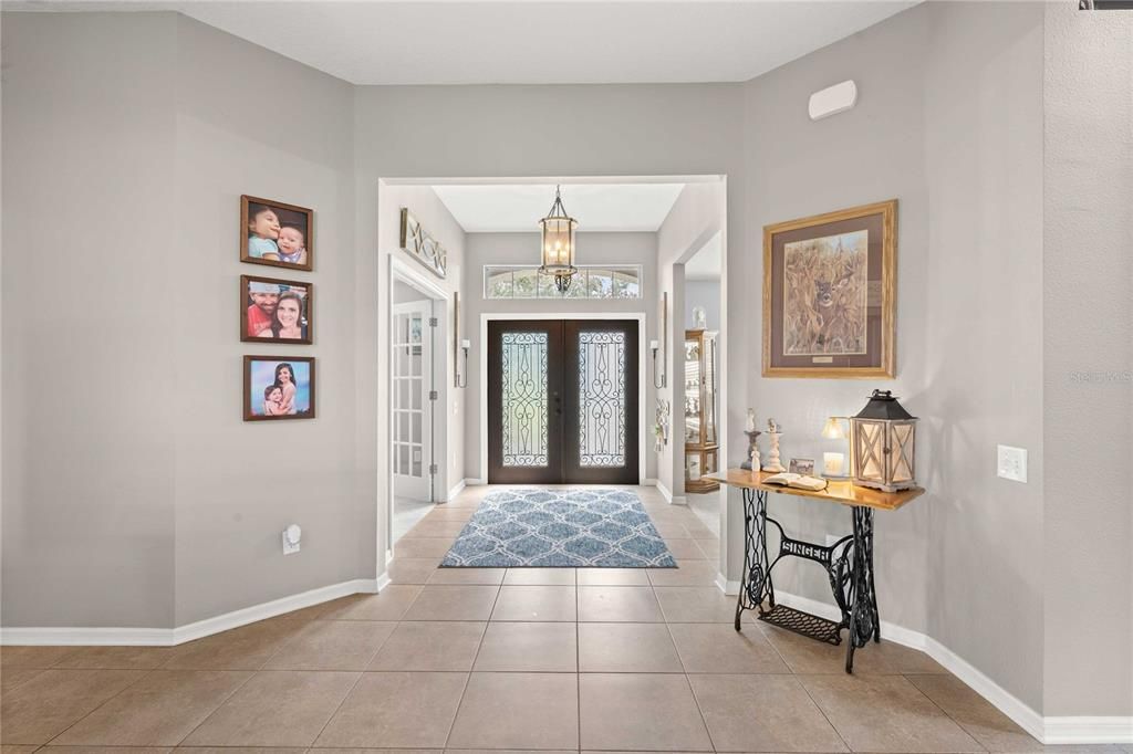 На продажу: $679,900 (4 спален, 3 ванн, 2427 Квадратных фут)