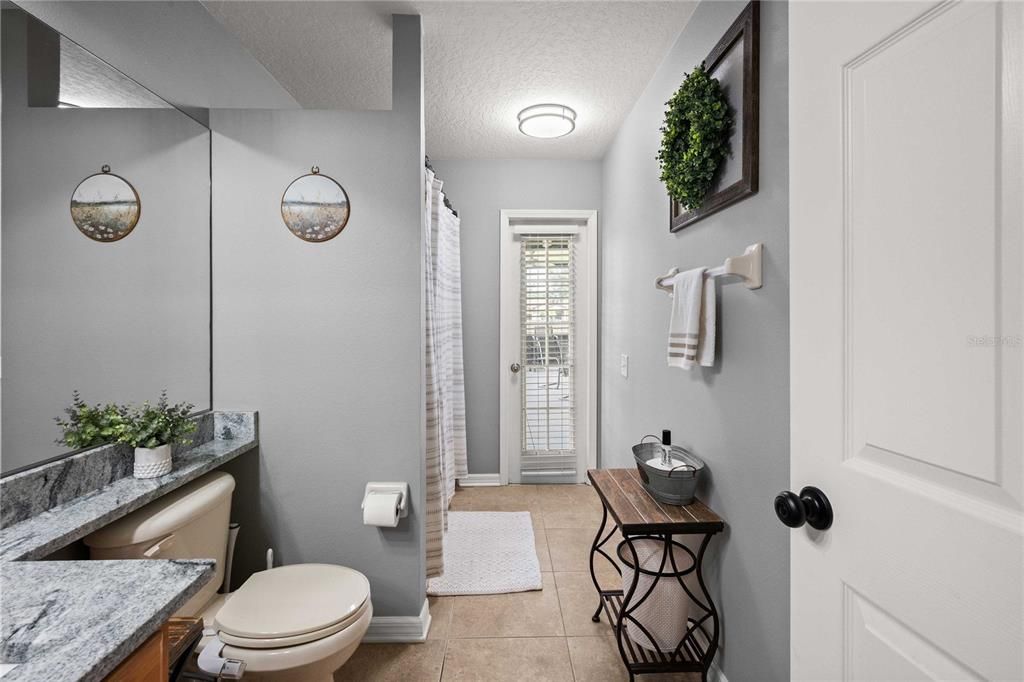 На продажу: $679,900 (4 спален, 3 ванн, 2427 Квадратных фут)