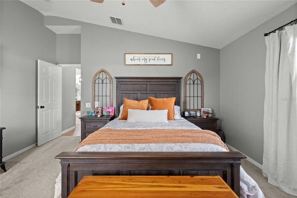 На продажу: $679,900 (4 спален, 3 ванн, 2427 Квадратных фут)