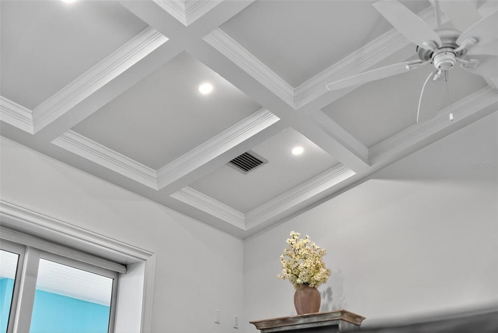 For Sale: $3,250,000 (3 beds, 3 baths, 2089 Square Feet)