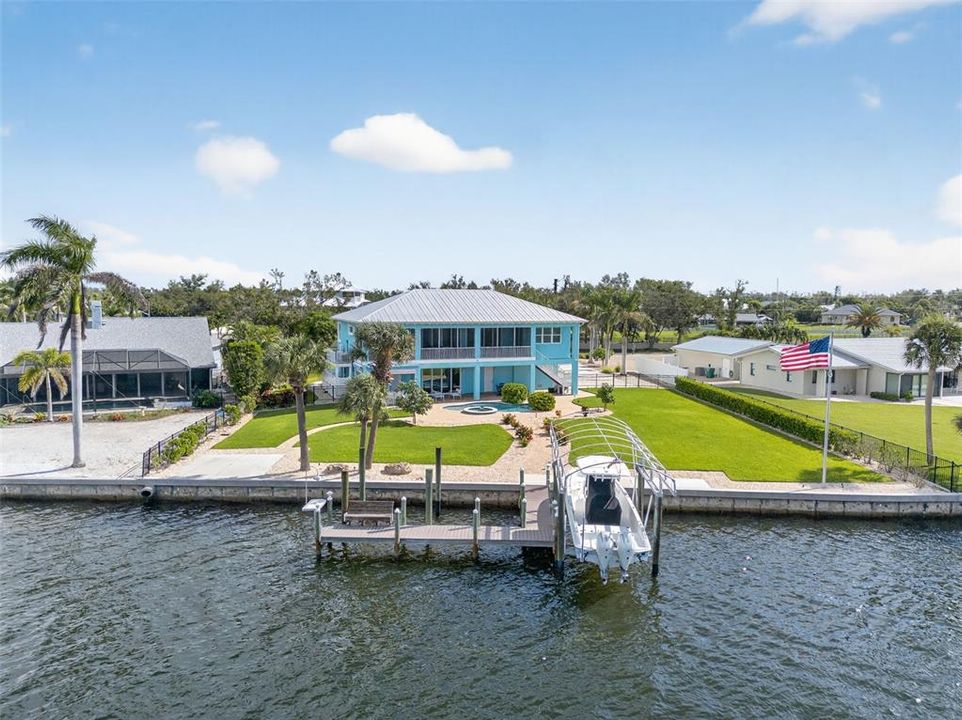 For Sale: $3,250,000 (3 beds, 3 baths, 2089 Square Feet)