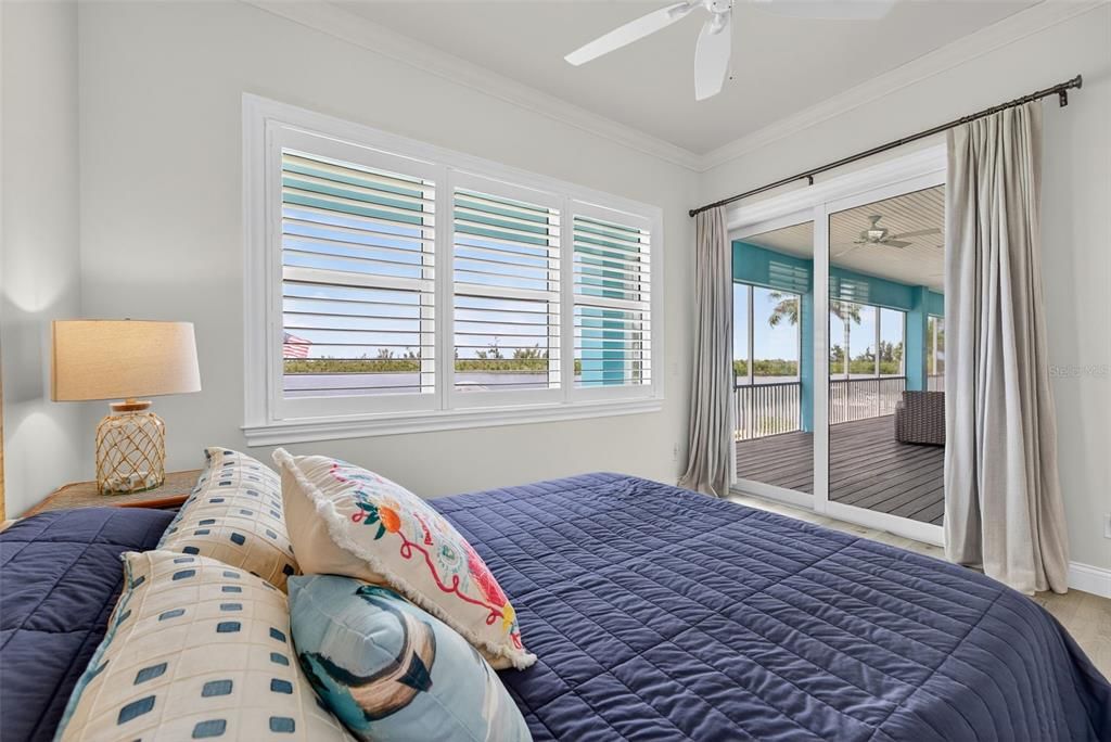 For Sale: $3,250,000 (3 beds, 3 baths, 2089 Square Feet)