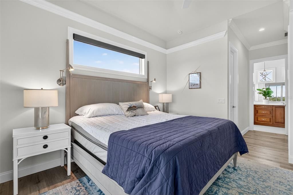 For Sale: $3,250,000 (3 beds, 3 baths, 2089 Square Feet)