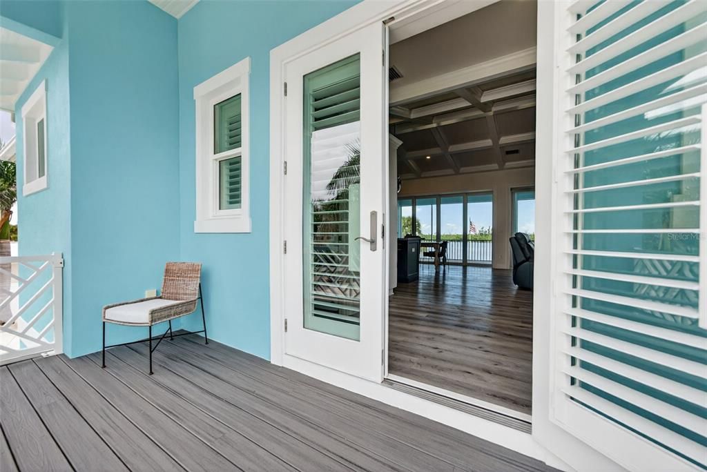 For Sale: $3,250,000 (3 beds, 3 baths, 2089 Square Feet)