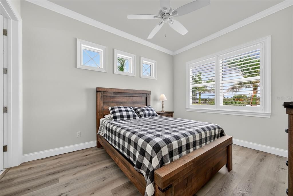 For Sale: $3,250,000 (3 beds, 3 baths, 2089 Square Feet)