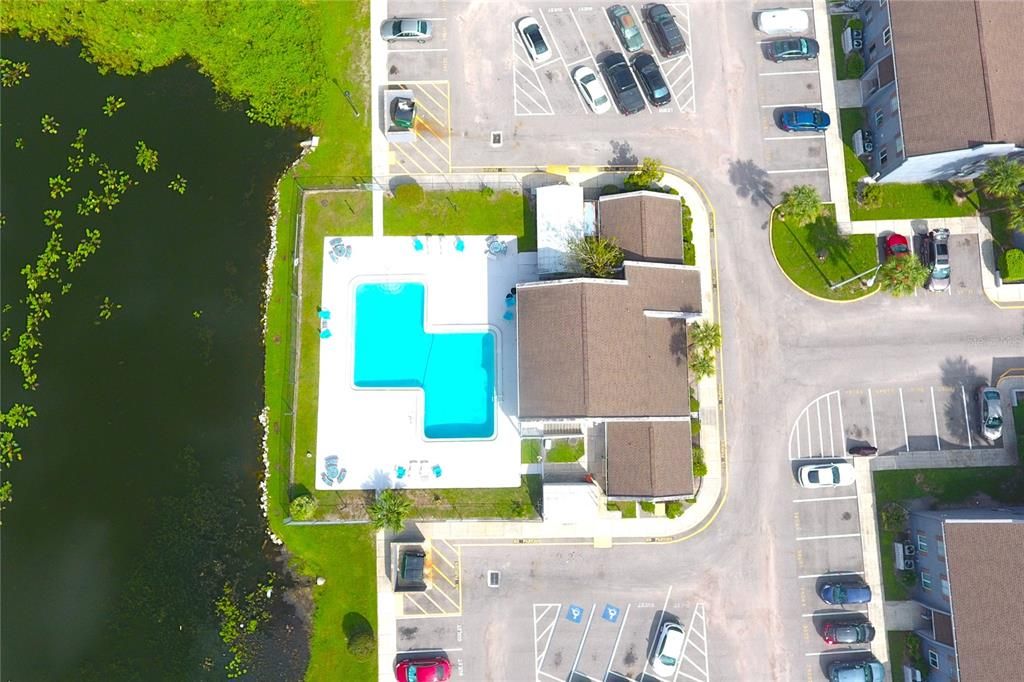 Active With Contract: $139,000 (2 beds, 1 baths, 726 Square Feet)