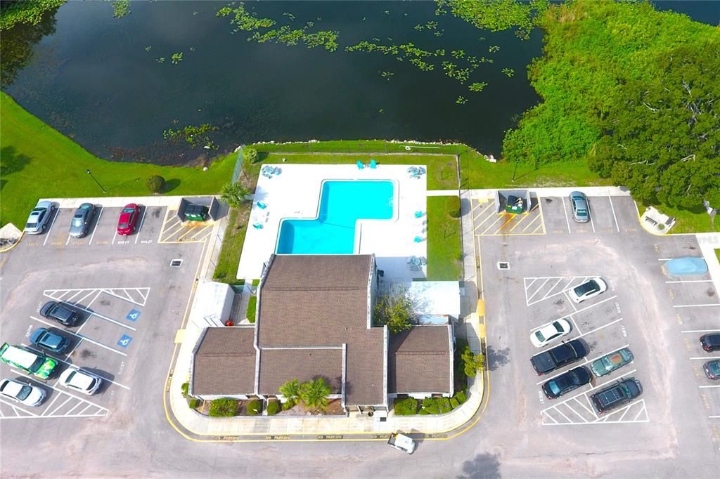 Active With Contract: $139,000 (2 beds, 1 baths, 726 Square Feet)