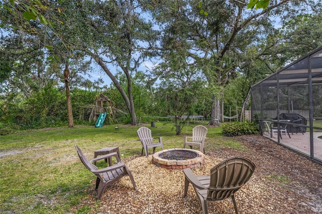 Active With Contract: $969,000 (3 beds, 2 baths, 2837 Square Feet)