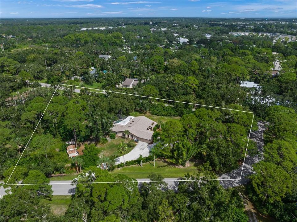 Active With Contract: $969,000 (3 beds, 2 baths, 2837 Square Feet)