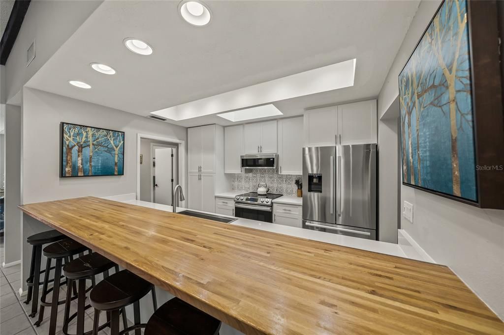 Active With Contract: $969,000 (3 beds, 2 baths, 2837 Square Feet)