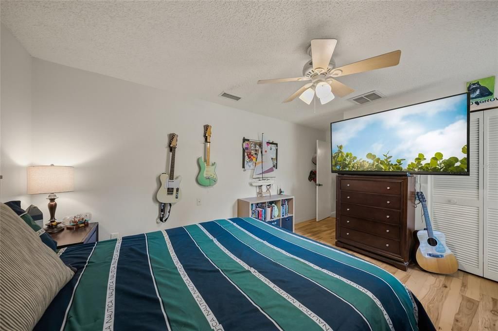 Active With Contract: $969,000 (3 beds, 2 baths, 2837 Square Feet)