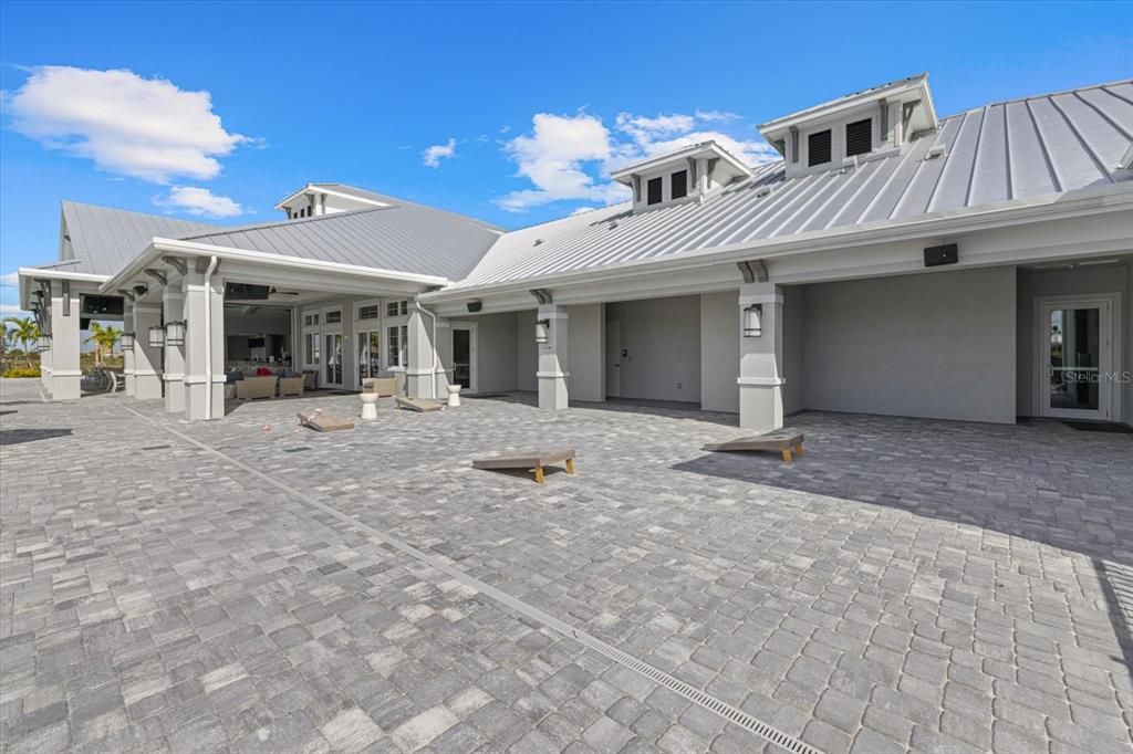 Active With Contract: $735,000 (5 beds, 4 baths, 3344 Square Feet)