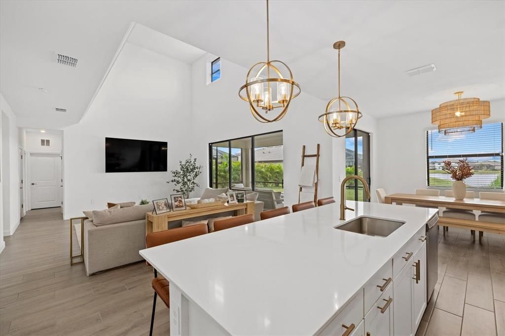 Active With Contract: $735,000 (5 beds, 4 baths, 3344 Square Feet)