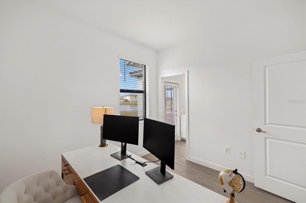 Active With Contract: $735,000 (5 beds, 4 baths, 3344 Square Feet)