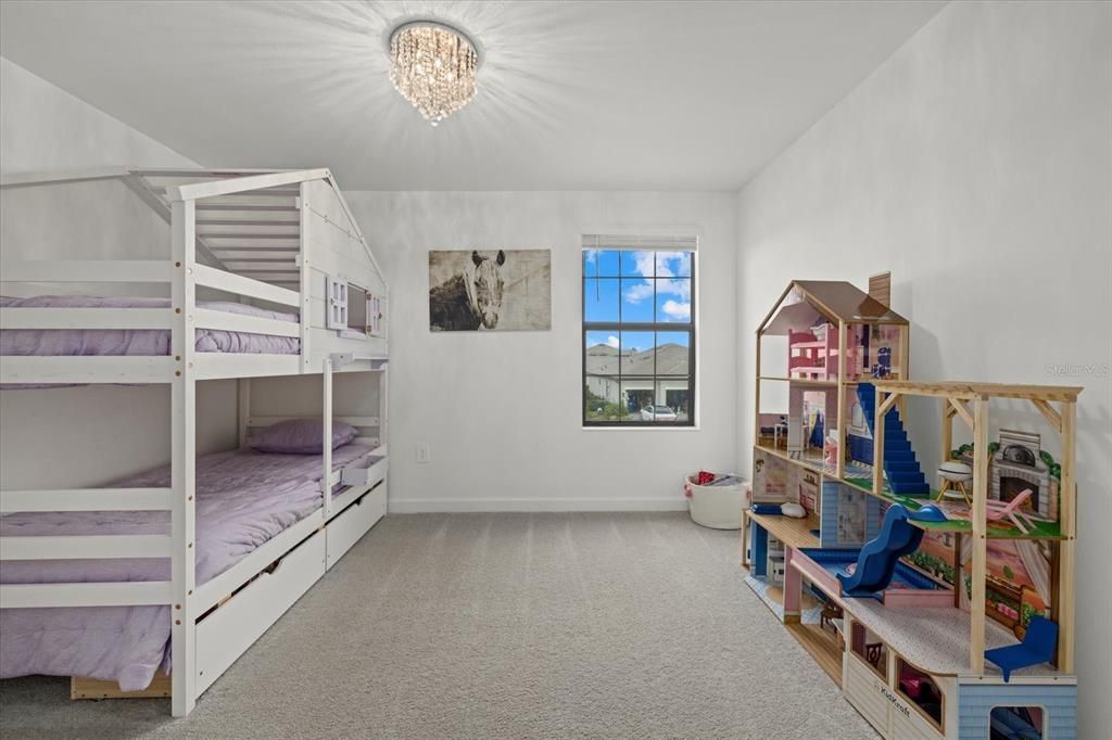 Active With Contract: $735,000 (5 beds, 4 baths, 3344 Square Feet)