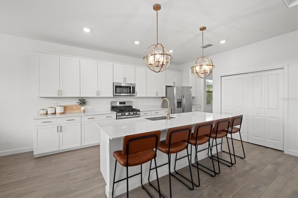 Active With Contract: $735,000 (5 beds, 4 baths, 3344 Square Feet)