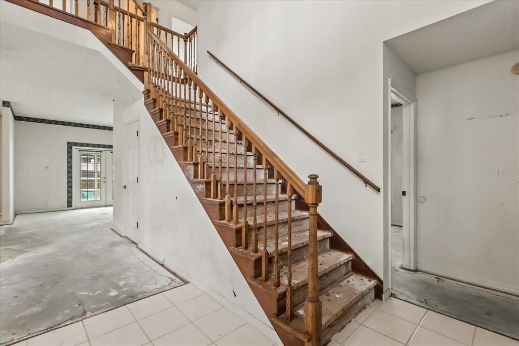 Activo con contrato: $600,000 (6 camas, 3 baños, 4058 Pies cuadrados)