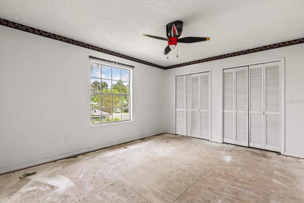 Activo con contrato: $600,000 (6 camas, 3 baños, 4058 Pies cuadrados)