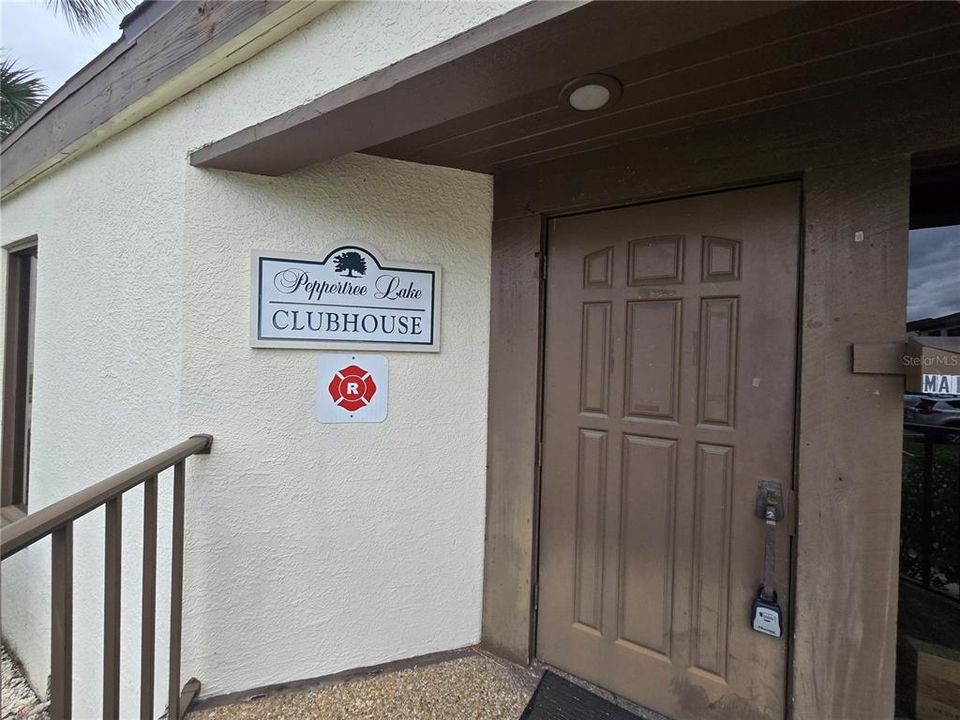 Active With Contract: $110,000 (1 beds, 1 baths, 735 Square Feet)