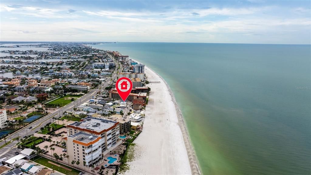 На продажу: $1,777,000 (4 спален, 4 ванн, 1986 Квадратных фут)