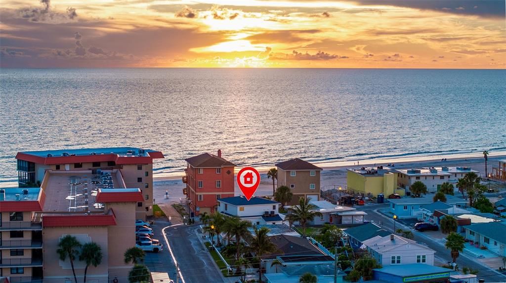 На продажу: $1,777,000 (4 спален, 4 ванн, 1986 Квадратных фут)